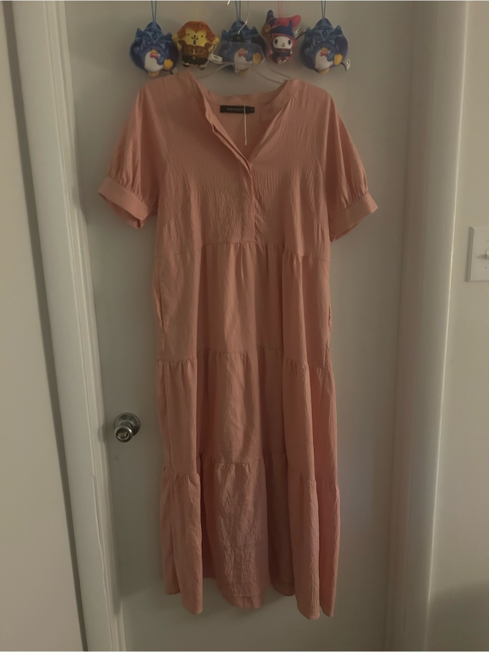 NWOT Women’s Pink Tiered V-Neck Midi Dress by Merokeety